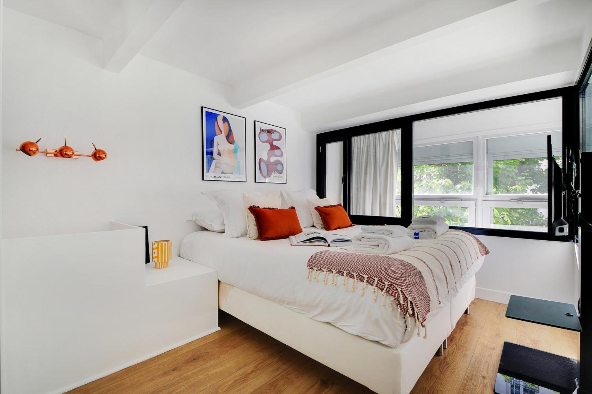 Amazing Loft 2Br - Eiffel Tower Apartment Париж Екстериор снимка
